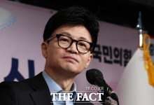 한동훈, 이틀째 野 압박...금고 이상 확정 시 세비 전액 반납
