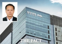 동양생명, 테니스장 논란 속 한국인 수장 카드 꺼냈다…신뢰 회복할까