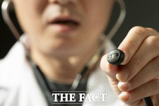 이어폰 모양의 보청기 바이브 고·바이브 컴플리트 [TF사진관]