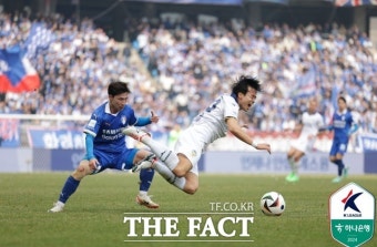 '꽃샘 추위' 녹인 2024 프로축구 개막 '흥행'...역대 관중 3위, 300만 '청신호'