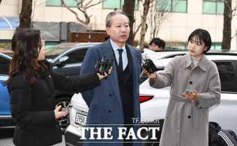 [속보] 의협 간부 첫 경찰 출석…주수호 