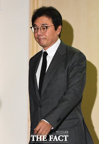 A매치 소집 명단 발표, 입장하는 황선홍 감독 [포토]
