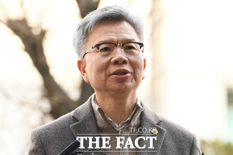 '두 번째 경찰 출석' 김택우 의협 비대위원장 [포토]