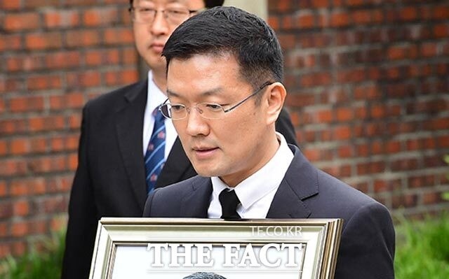 LG그룹 맏사위 윤관, 세금 소송에서 123억원 패소 결정 받아 내야 함