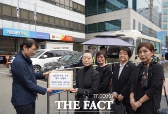 이화여대 총동창회, '성상납 발언' 김준혁 후보 사퇴 촉구 서명