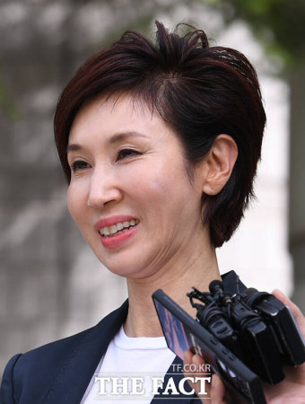 이혼소송 변론 마친 노소영 