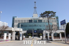 면사무소 직원 행세하며 노인 집에서 금품 훔친 50대 2명 입건