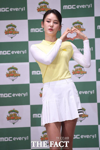 '골린이' 전현무-권은비, 골프 예능 '나 오늘 라베했어' 출격 [TF사진관]
