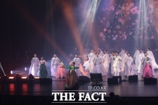 김영임 데뷔50주년 2024 김영임 소리 효(孝) 콘서트 후끈