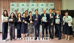 박경귀 아산시장, 하코네 방문 카츠마타 정장과 교류협력 방안 논의