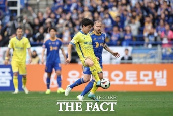 [그래도 K리그] '고교 3년생' 양민혁을 보는 재미 '쏠쏠'...강원FC '돌풍'
