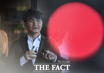 검찰 출석해 입장 밝히는 최재영 목사 [포토]