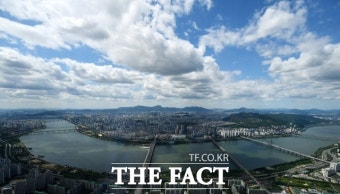 [오늘의 날씨] 낮 최고 30도 더운 현충일…강원·제주 소나기
