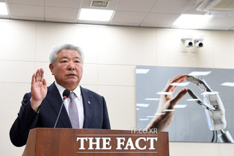 '국민의힘 보이콧' 속 증인 출석한 김홍일 방통위원장 [TF사진관]