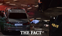 전면 통제 중인 시청역 교차로 사고 현장 [TF사진관]