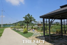 시흥시, 조수 막던 방죽 주민 위한 녹색 쉼터로 탈바꿈