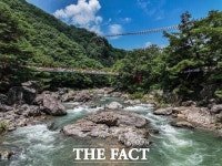 [포토] 다채로운 색 품은 진안 운일암반일암 눈길