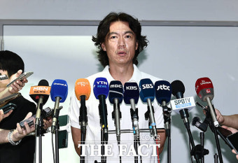 유럽 출장 나선 홍명보 