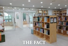 부천시 오정도서관, 2층 자료실 새로 꾸며
