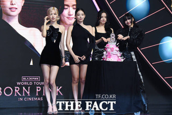 블랙핑크, 데뷔 8주년 축하 세리머니 [TF사진관]