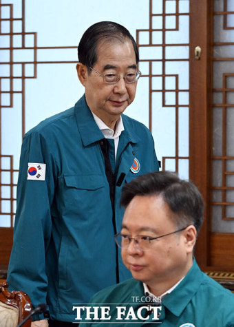 보건의료노조 파업 예고... 관계장관회의 소집한 한덕수 총리 [포토]