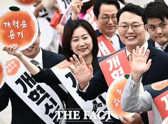 개혁신당 내부 갈등, 허은아 전 대표와 천하람 당대표 간 당 대표 직인과 통장 비밀번호 갈등 불화 지속