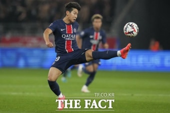 PSG 이강인 선발 83분, 랭스전 '다재다능' 맹활약...'아쉬운 발리슛!'