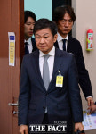 '긴장한 모습의 홍명보' 정몽규 축구협회장과 국회 증인 출석 [TF사진관]