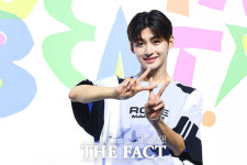 투어스 지훈, 무릎 불편 증세…일부 스케줄 불참