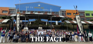 이정선 광주시교육감, ‘한국민속예술제’ 대상 대촌중 풍물부 격려