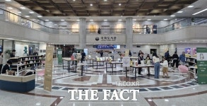 [르포] 국회도서관도 노벨문학상 한강 열풍