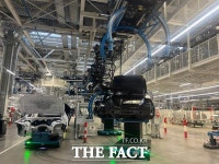 [르포] 전력 30%를 태양광으로 공급…벤츠 탄소중립 공장 팩토리56