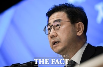 [의대증원 파장] 의협 비대위, 의대 모집 중단 촉구…