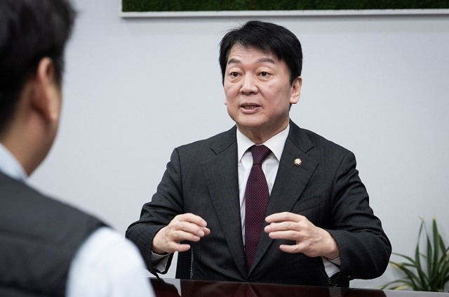 안철수 제갈량으로 이재명을 꺾겠다 각오 선언, 국민의힘 대선 경선 새 역학 형성 중