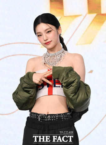 ITZY 예지, 솔로 데뷔곡 'Air'…박진영과 작사