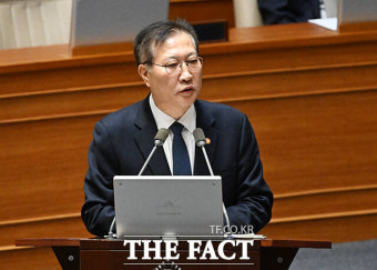 헌재, 박성재 장관 탄핵심판 한 번에 변론 종결