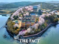 이달의 충남‘ 바다와 꽃 어우러진 태안