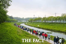 당진시, 제6회 탄소중립 이팝나무길 가족사랑 걷기 행사 개최