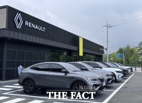 [현장] 판매부터 정비까지 한곳에…르노, 원주 복합전시장 가보니