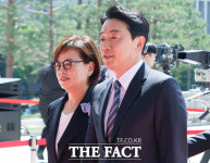 '이재명 대통령 취임식' 참석하는 비서실장 내정자 강훈식 [TF사진관]