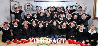 그 시절 우리가 사랑한 교복 경북 성주군 월항면, 어르신 위한 청춘사진관