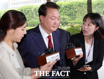[속보] 내란특검, 오전 10시14분 윤석열 조사 돌입