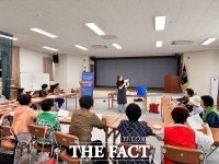 대덕구노인종합복지관 대덕향길 봉사단, 친환경 공예물품 제작 및 나눔