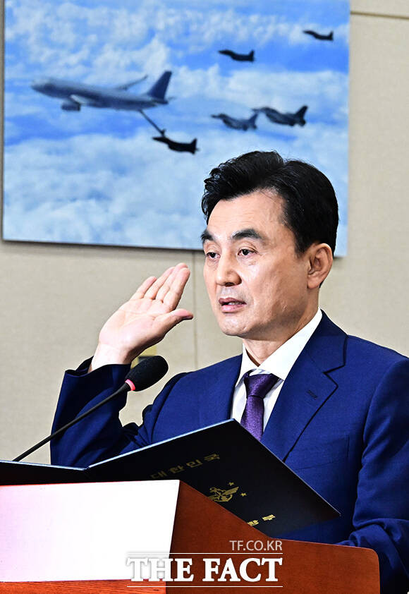 안규백 국방부 장관, 취임 후 첫 현장점검으로 12·3 비상계엄 특전사 부대 방문