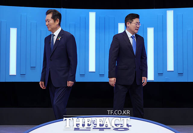 정청래 대표, 사법개혁에 힘실 것 힘조