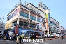 ‘소비쿠폰’ 기대감 크다…시흥시 전통시장들 손님맞이 준비 한창