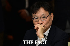 (주)신세계푸드 두산에너빌리티별관식당 | 더불어민주당·대한상의 '지역 소멸 위기·국가 균형 발전' 논의 [TF사진관]