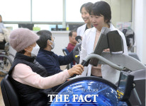 송파구 보건지소 찾은 서강석 송파구청장 [TF사진관]