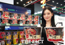 자꾸 입이 가네…세븐일레븐, 인기 PB 이비가짬뽕 리뉴얼 출시