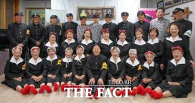 교복 입은 성주군 어르신들, 다시 피어난 청춘